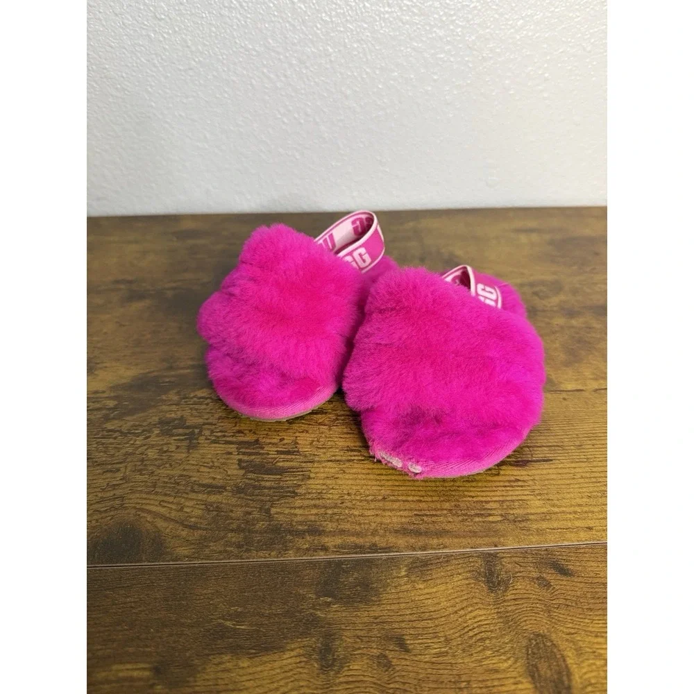 UGG Toddler Fluff Yeah Slipper‎ Slides Size 7 Hot Pink AS IS
